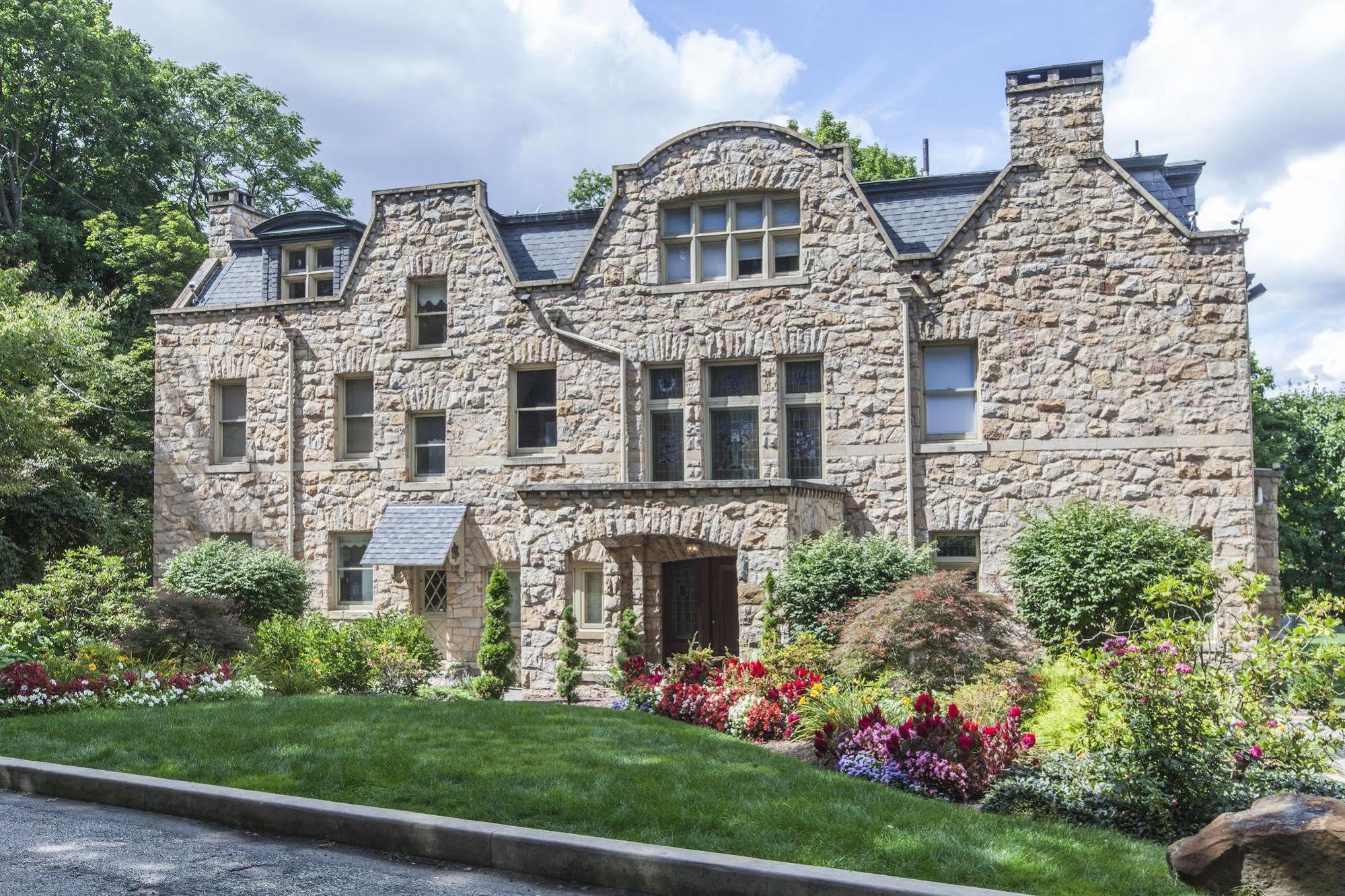 The Mansion At Maple Heights Bed & Breakfast Pittsburgh Exterior foto