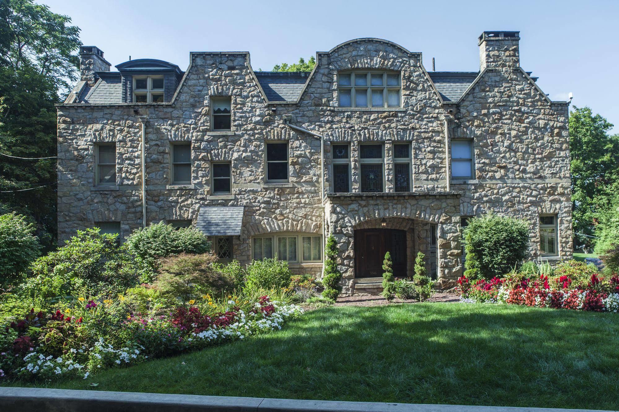 The Mansion At Maple Heights Bed & Breakfast Pittsburgh Exterior foto
